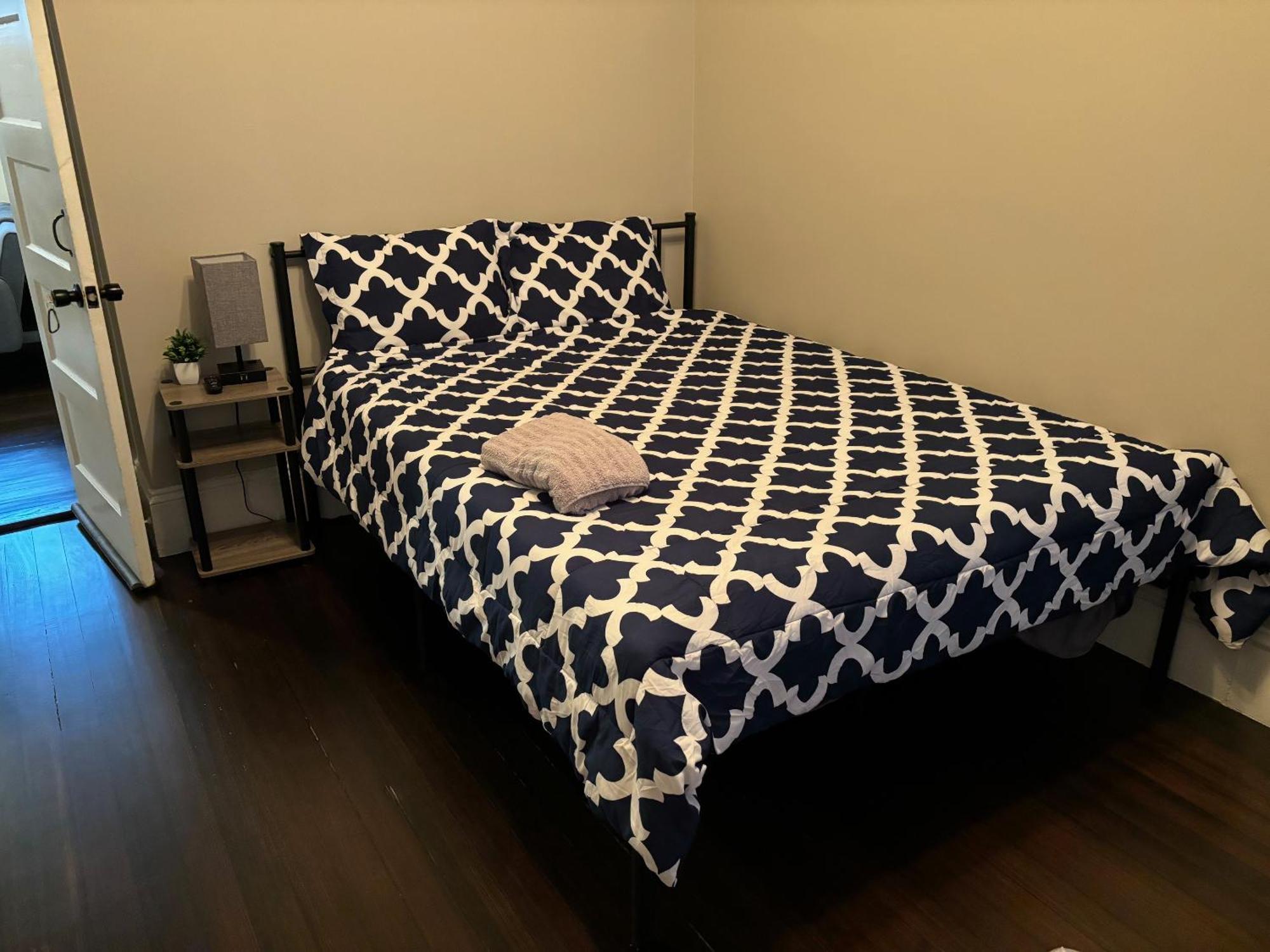 Homestay B&B In Boston - 3 Locations In Dorchester Extérieur photo