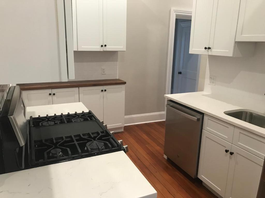 Homestay B&B In Boston - 3 Locations In Dorchester Extérieur photo